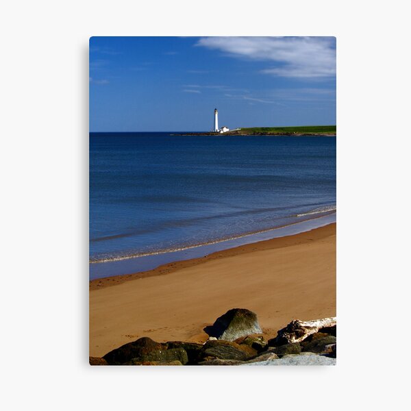 Montrose Beach And Scurdyness Lighthouse. Canvas Print