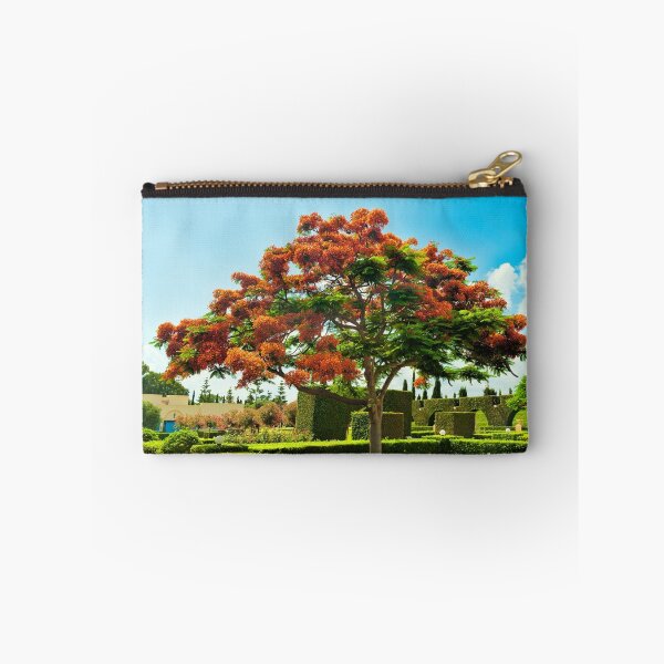 Artikelvorschau, Roter blühender Baum entworfen und verkauft von Benjamin Gelman.