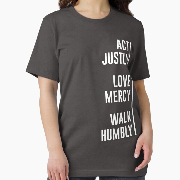 Vista previa del artículo con la obra «Actúa con justicia, ama la misericordia, camina con humildad», diseñado y vendido por elizaldesigns.
