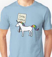 Camiseta ajustada Quédate raro, unicornio