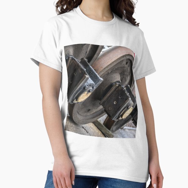Them Wheels Ain't Turning Classic T-Shirt