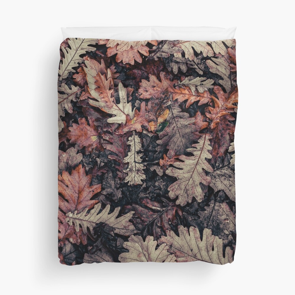 Dried Autumn Leaves - HD Nature Duvet Cover