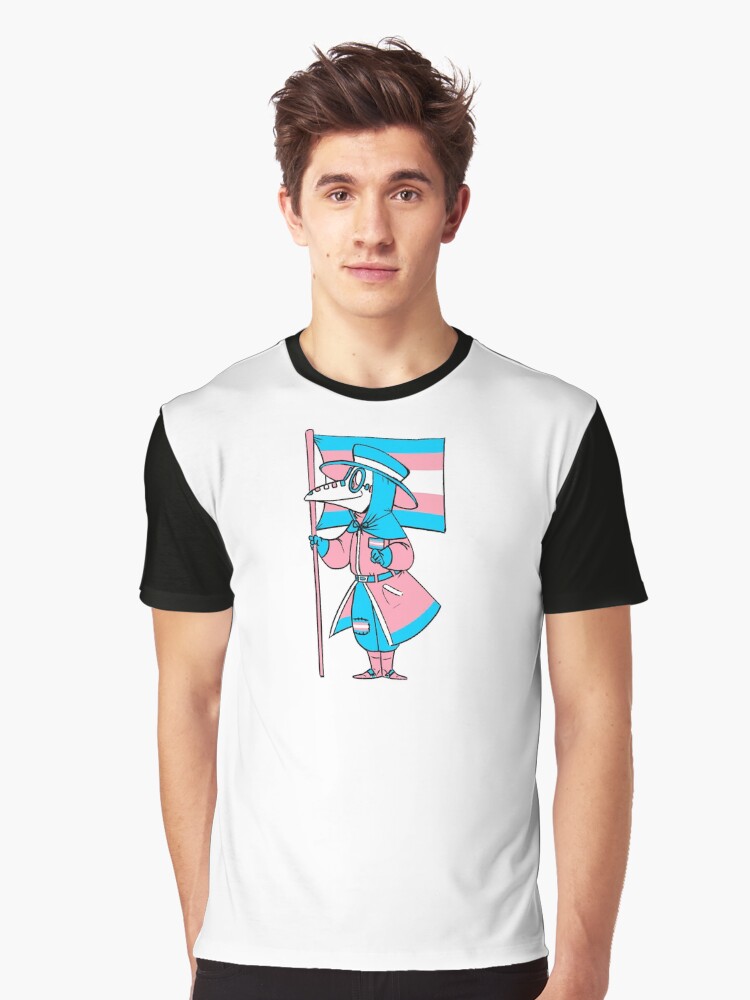 Thumbnail 1 von 5, Grafik T-Shirt, Trans Pride Plague Doctor designt und verkauft von soodie.