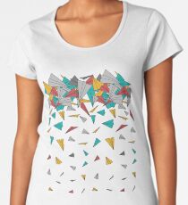 Camiseta premium de cuello ancho Aviones de papel volador