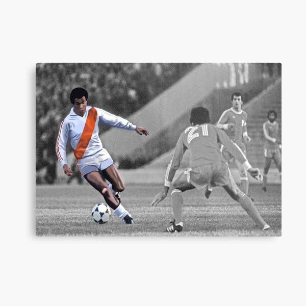 Peruvian legend Teofilo Cubillas Metal Print