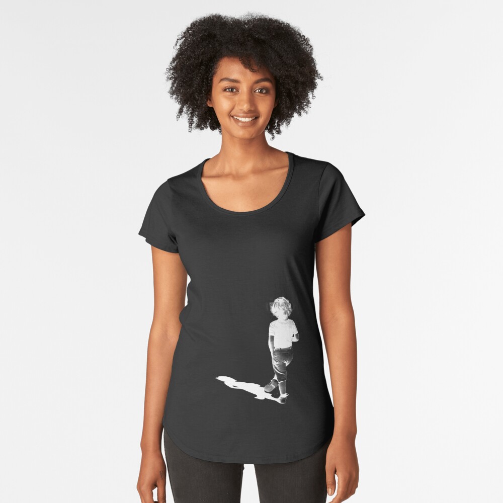 Aperçu de l'œuvre T-shirt premium échancré créée et vendue par GillouParis.