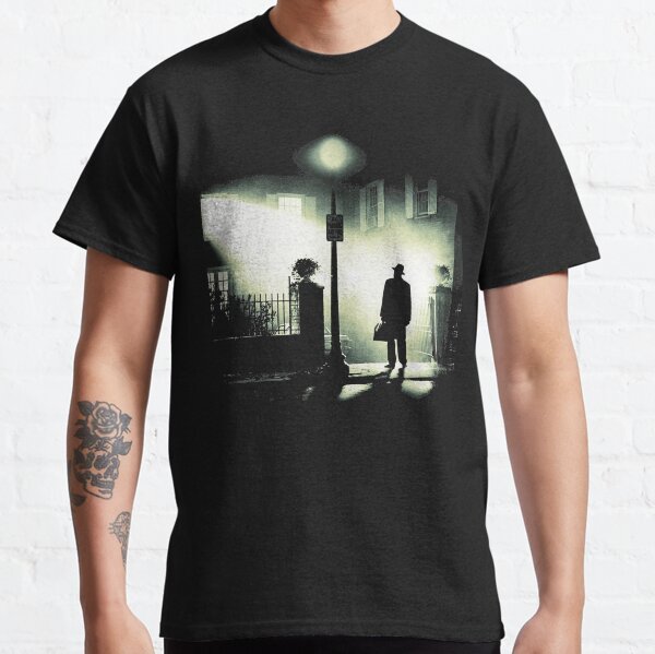 The Exorcist Arrival Scene Classic T-Shirt