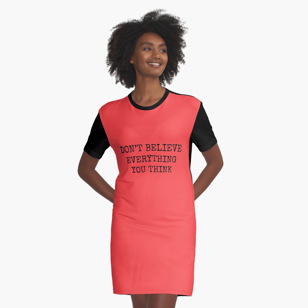 Aperçu de l'œuvre Robe t-shirt créée et vendue par wanungara.