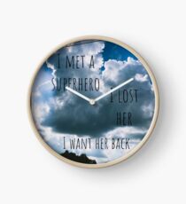 Lauv-Superheld Uhr