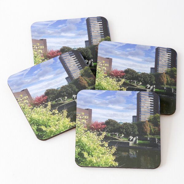 Item preview, Verano en la ciudad, fotografía de paisajes de Courtney Hatcher designed and sold by cghatcherart.