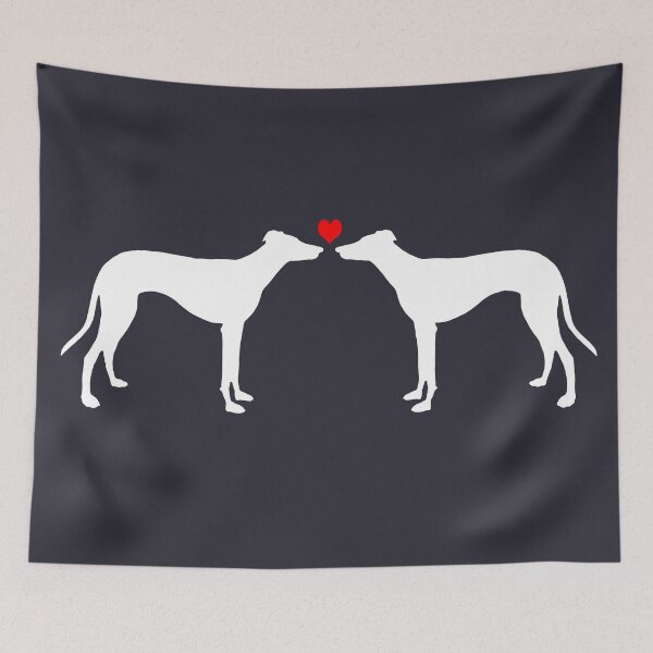 Aperçu de l'œuvre Lévrier amour silhouette blanche avec coeur rouge créée et vendue par houndpixnz.
