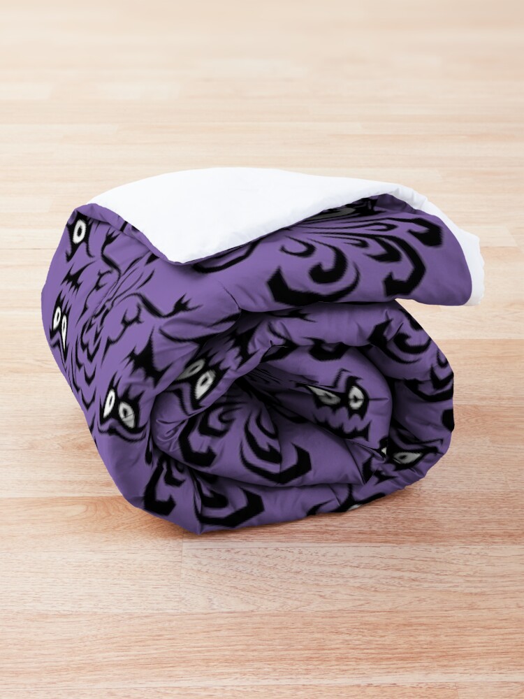 Alternate view of 999 Happy Haunts Comforter