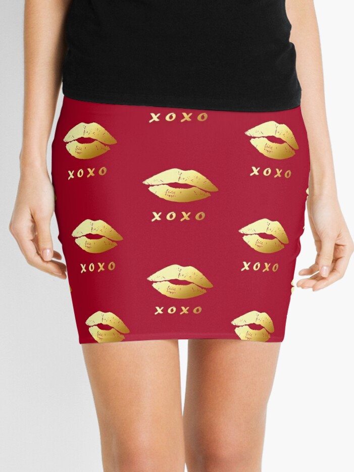 xoxo mini skirt