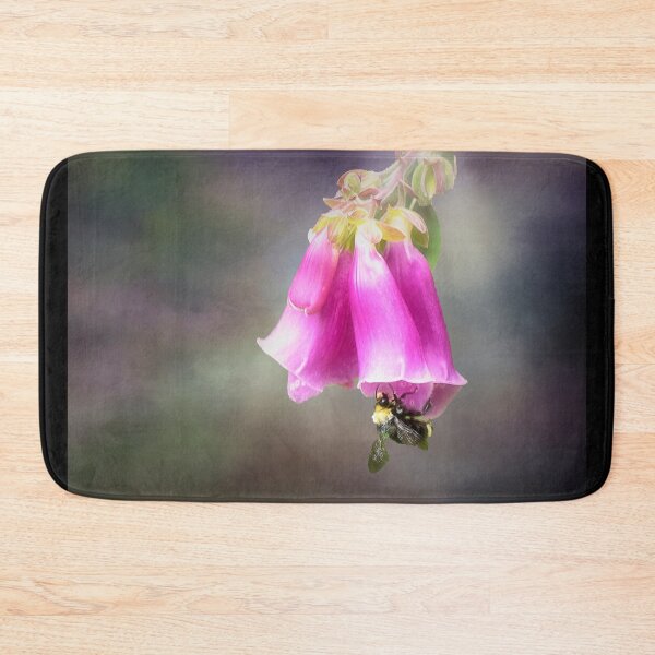 Item preview, Bee on a Bloom designed and sold by Kathy Weaver.