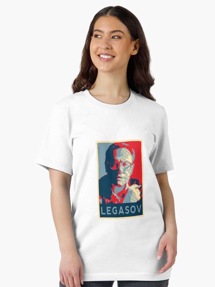 Thumbnail 1 von 7, Essential T-Shirt, Valery Legasov Hoffnungsplakat - Tschernobyl designt und verkauft von HopeArt36.