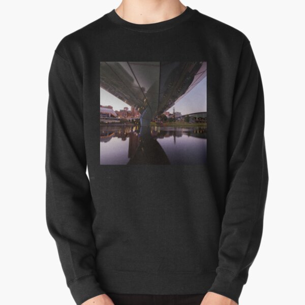 ADELAIDE RIVERBANK PEDESTRIAN BRIDGE Pullover Sweatshirt