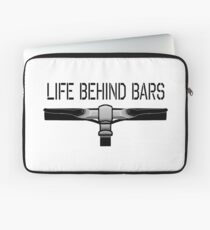BIKE, Fahrrad, Kriminalität, Fahrrad, Leben hinter Gittern, geraden Gittern, auf WEISS Laptoptasche