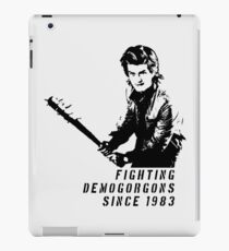 Steve Fighting (Fremde Dinge) iPad-Hülle & Klebefolie