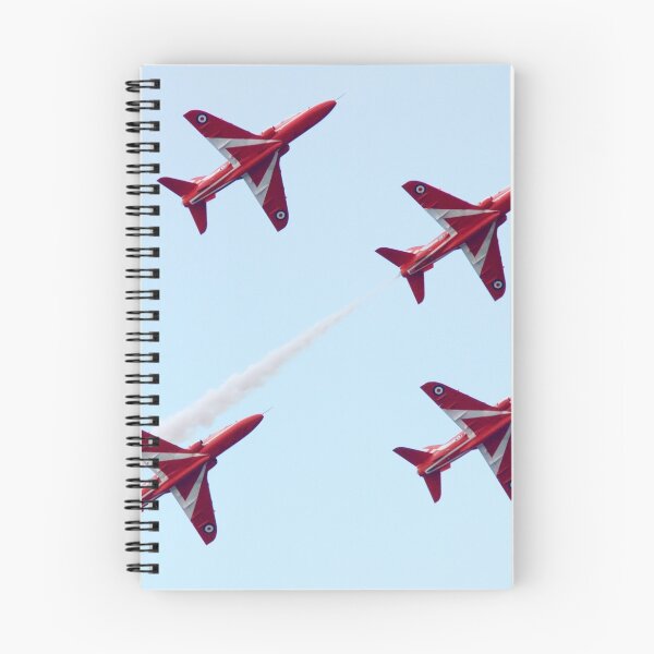 Aperçu de l'œuvre RAF Red Arrows Aerobatic Display Team créée et vendue par Rob Cole Photography.