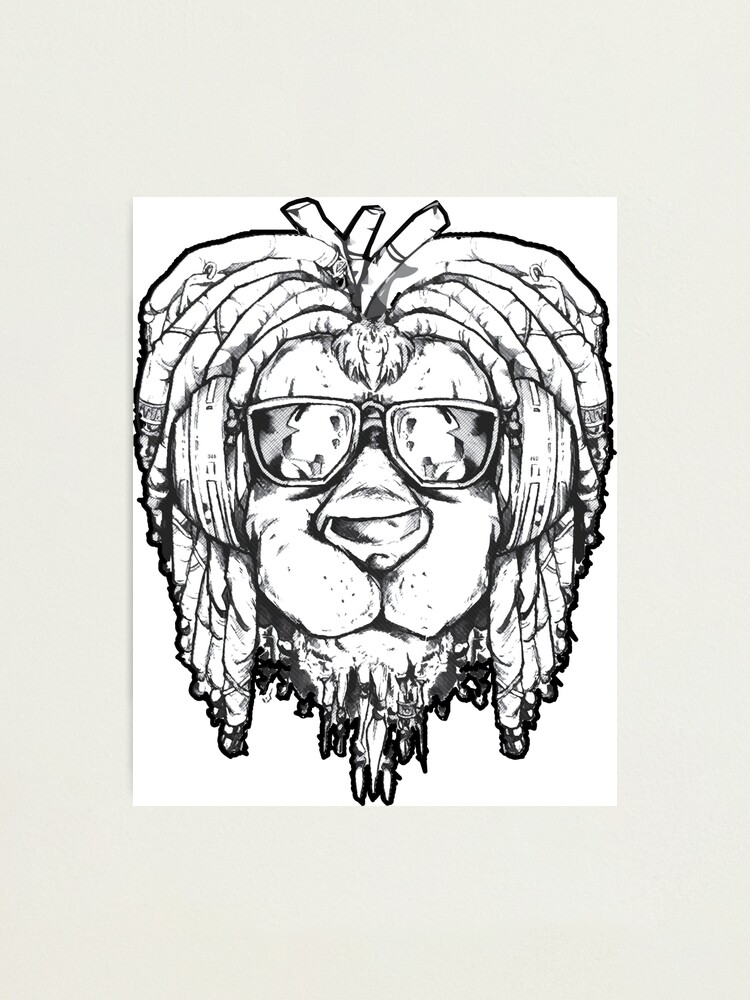 Rasta reggae lion drawing.