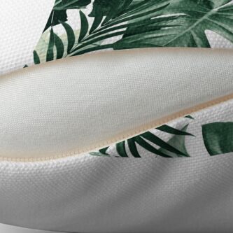 Alternative Ansicht von Monstera & Bananenblätter) auf weißem Hintergrund #tropical #decor #art Dekokissen