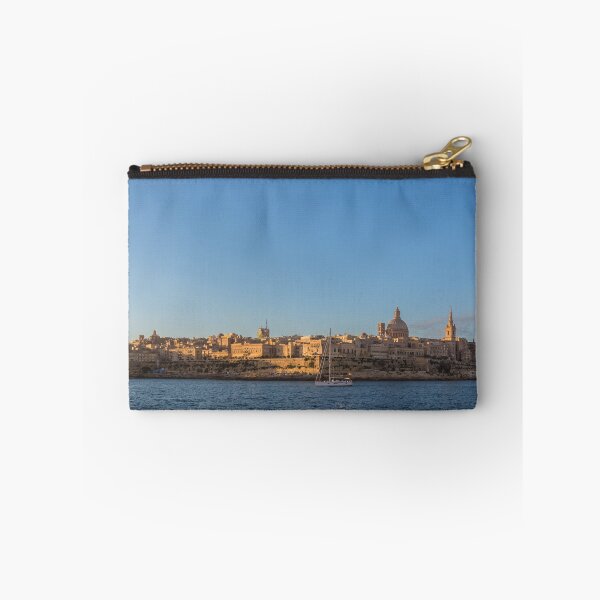 Artikelvorschau, Azure Mediterranean Sail - Valletta Malta entworfen und verkauft von Georgia Mizuleva.