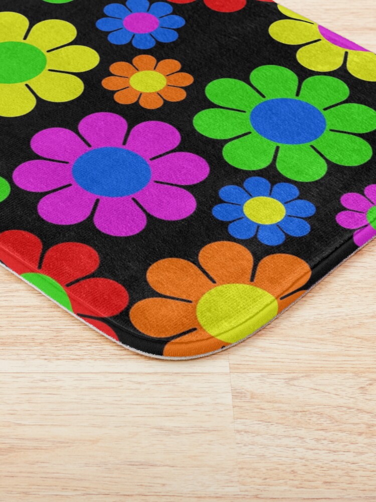 Alternate view of Hippy Flower Daisy Spring Pattern Bath Mat