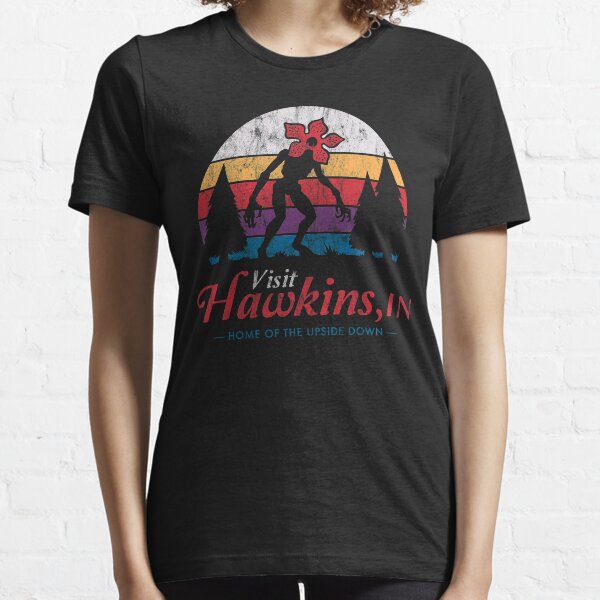 fan de science-fiction ou de culture pop avec un sens du style unique T-shirt essentiel