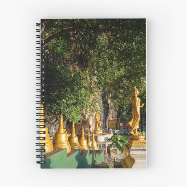 Aperçu de l'œuvre Temple Wat Tham Sua créée et vendue par Kevin Miller Photography.
