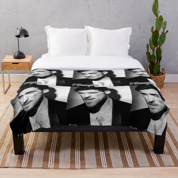 Colin O'Donoghue Throw Blanket