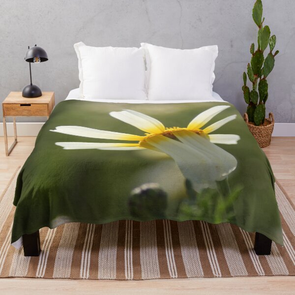 Item preview, Loves me, loves me not daisy designed and sold by Anna Lemos.