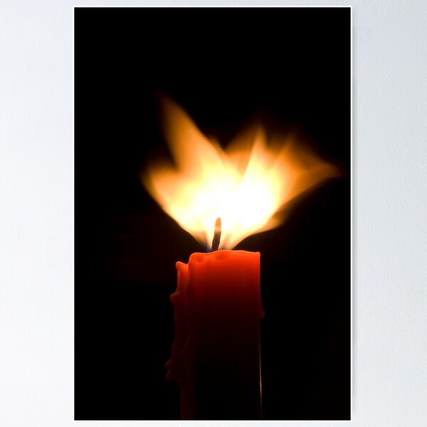 Artikelvorschau, Red Candle Black Background entworfen und verkauft von palmerphoto.