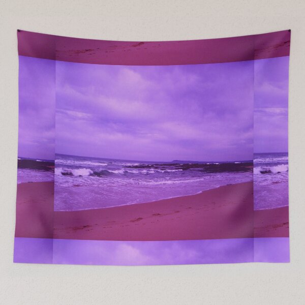 Aperçu de l'œuvre Plage de teinte violette créée et vendue par TJ-Allen.