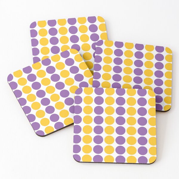Aperçu de l'œuvre Modern Yellow Purple Polka Dots Pattern créée et vendue par semas.