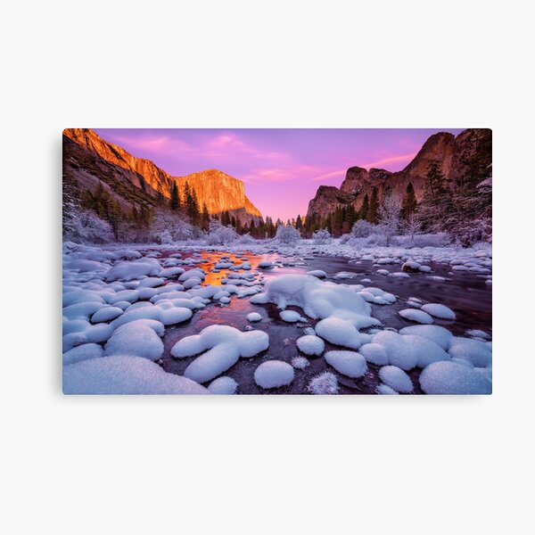 Yosemite Valley Canvas Print