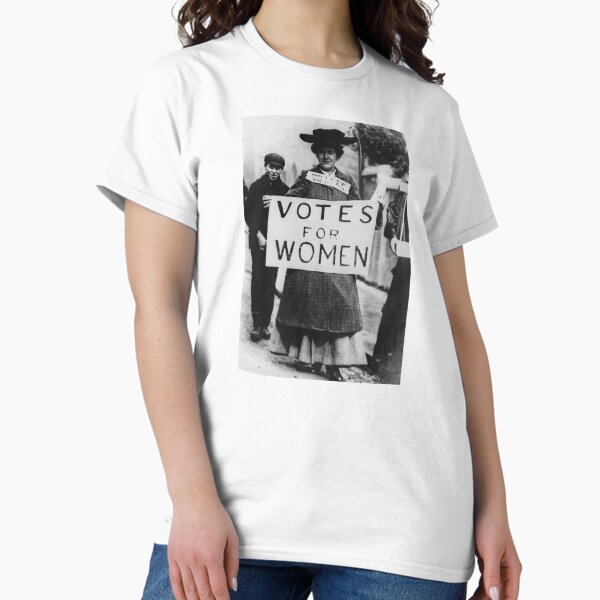Vista previa del artículo con la obra «MJ Spider-Man Far From Home & # 39; Votes for women shirt & # 39;», diseñado y vendido por LoganBlade.