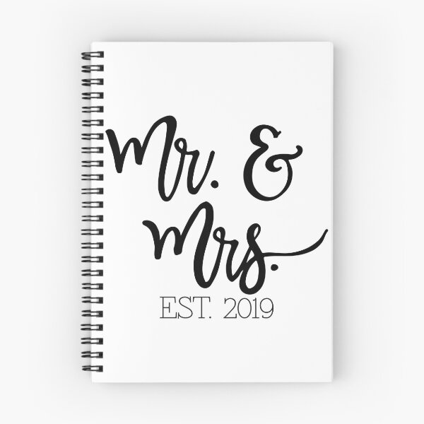 Artikelvorschau, ~ Mr. & Mrs. ~ gegründet 2019 entworfen und verkauft von Lindsey Fletcher.