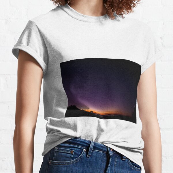 Sunrise on Mount Dandenong Classic T-Shirt