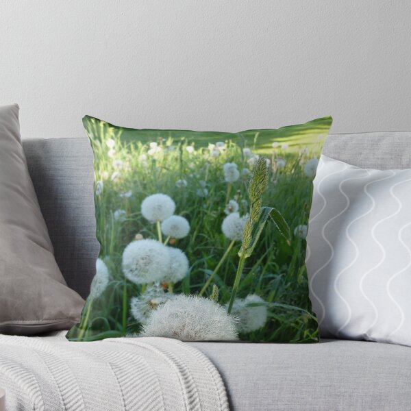Item preview, Semillas de diente de león en nuestro pasto designed and sold by Elaine Bawden.
