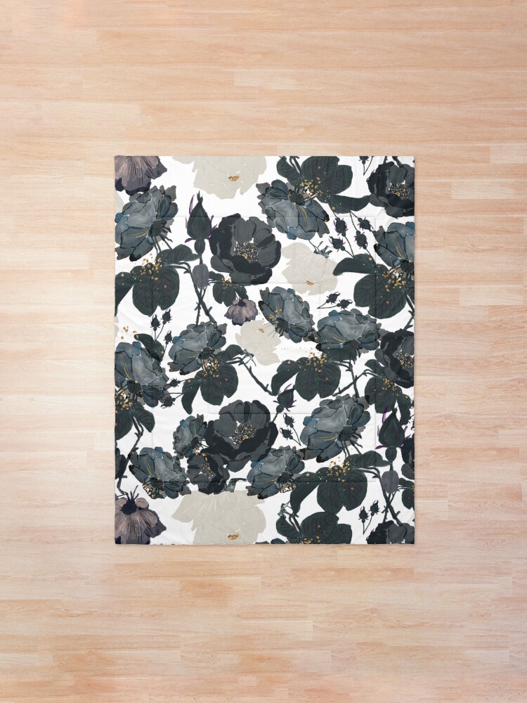 Alternate view of Black Roses Pattern Comforter