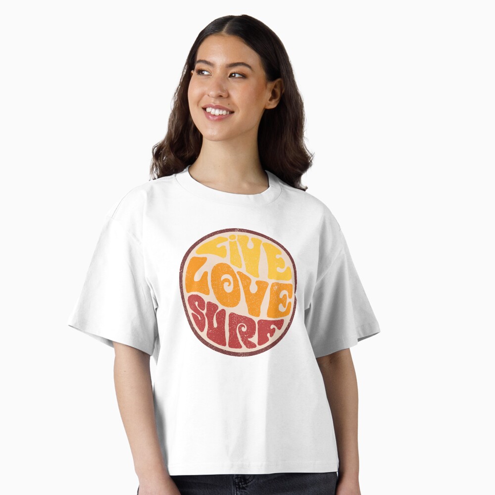 Aperçu de l'œuvre T-shirt boxy créée et vendue par crosstheline.