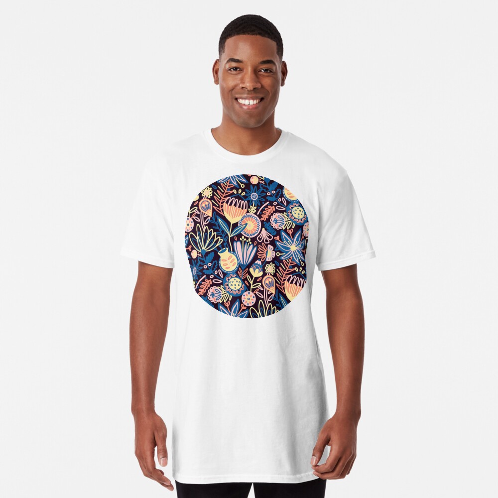 Vista previa del artículo con la obra «Camiseta larga», diseñado y vendido por TigaTiga.