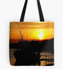 smelting sun Tote Bag