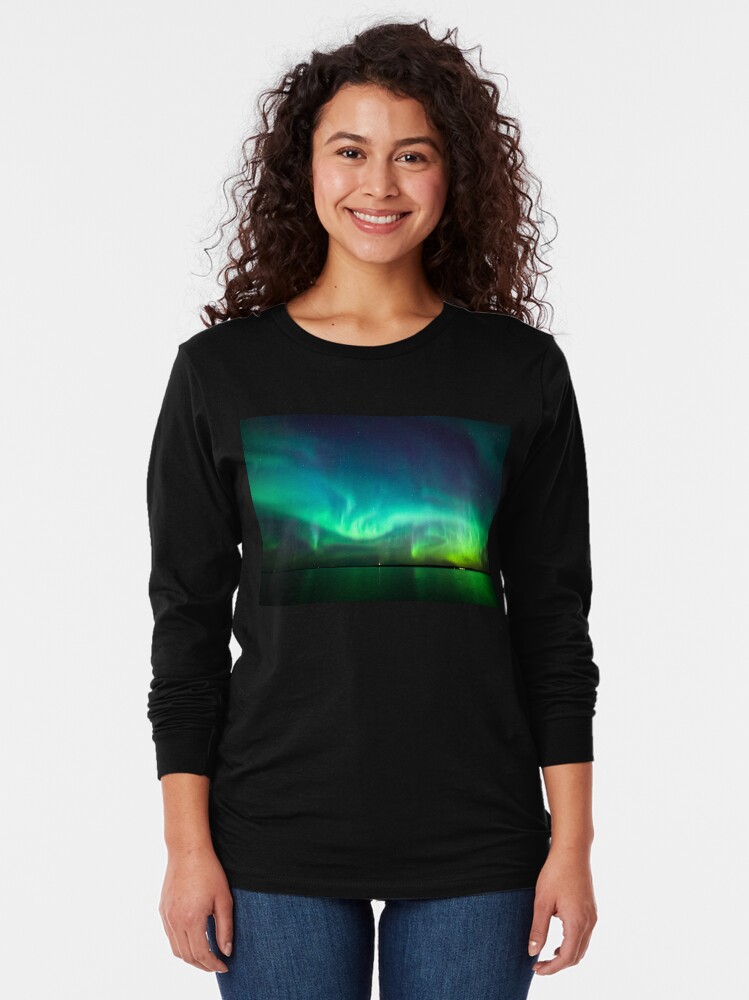 Alternate view of Northern lights glow over lake Long Sleeve T-Shirt
