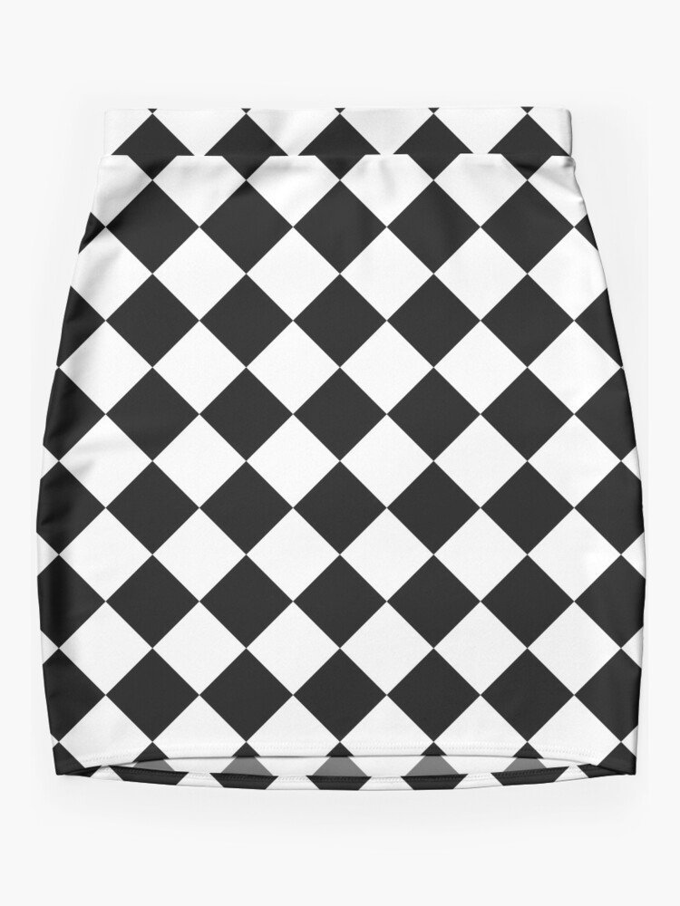 2019 resort fashion black and white diamond check