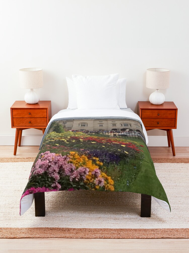 Thumbnail 3 of 6, Comforter, St James park London United Kingdom designed and sold by roggcar.