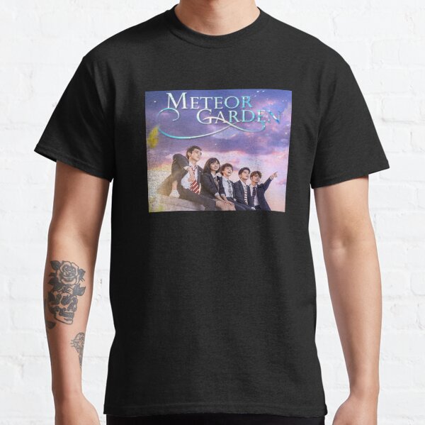 Jardín de meteoros Camiseta clásica