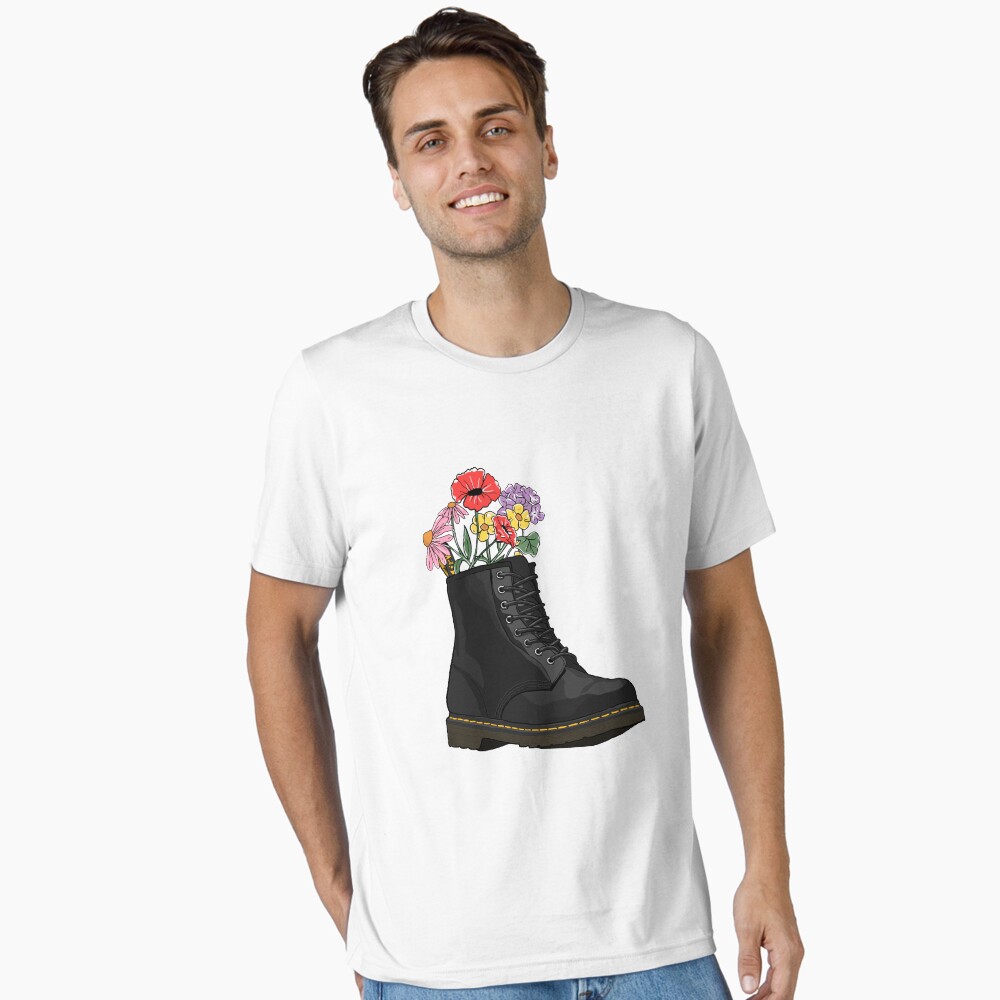 Artikel-Vorschau von Essential T-Shirt, designt und verkauft von savebeesplease.