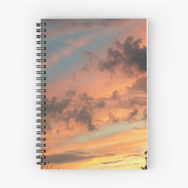 Artikelvorschau, Meer im Himmel bei Sonnenuntergang entworfen und verkauft von StudioJae.