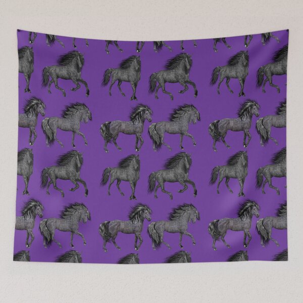 Aperçu de l'œuvre QUATRE MUSTANGS SUR UN COEUR VIOLET créée et vendue par PetsandBeyond.